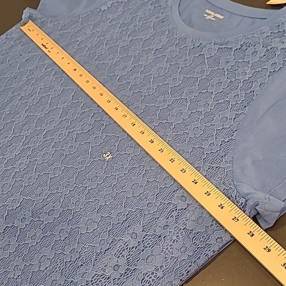 Laura Scott Blue Provence Lace Front Tee - Picture 5 of 10